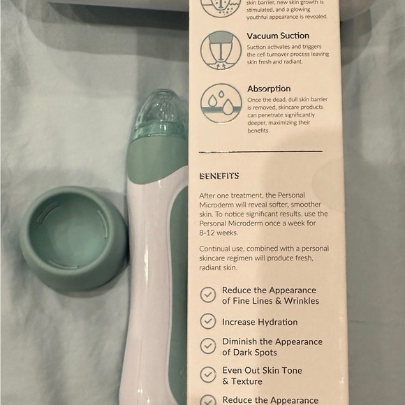 PMD personal microderm elite pro. Skincare exfoliation tool with vacuum suction - Picture 4 of 5